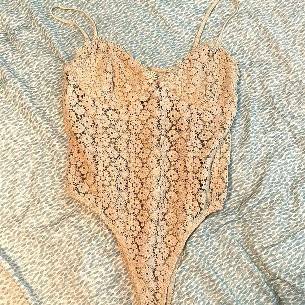 **H&M** crochet floral nude bodysuit